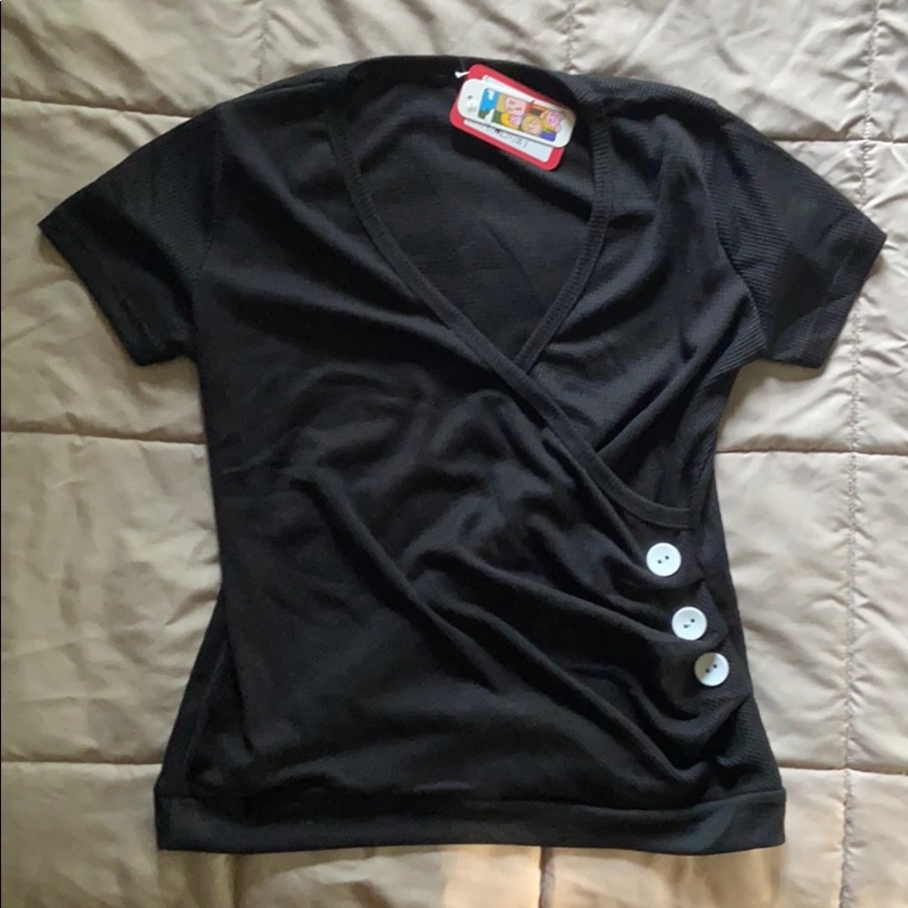 NWT Women’s Short Sleeve Top